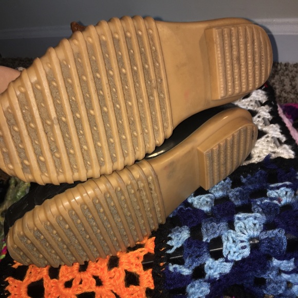 (SOLD)✨ Sporto Duck Boot - Picture 5 of 5